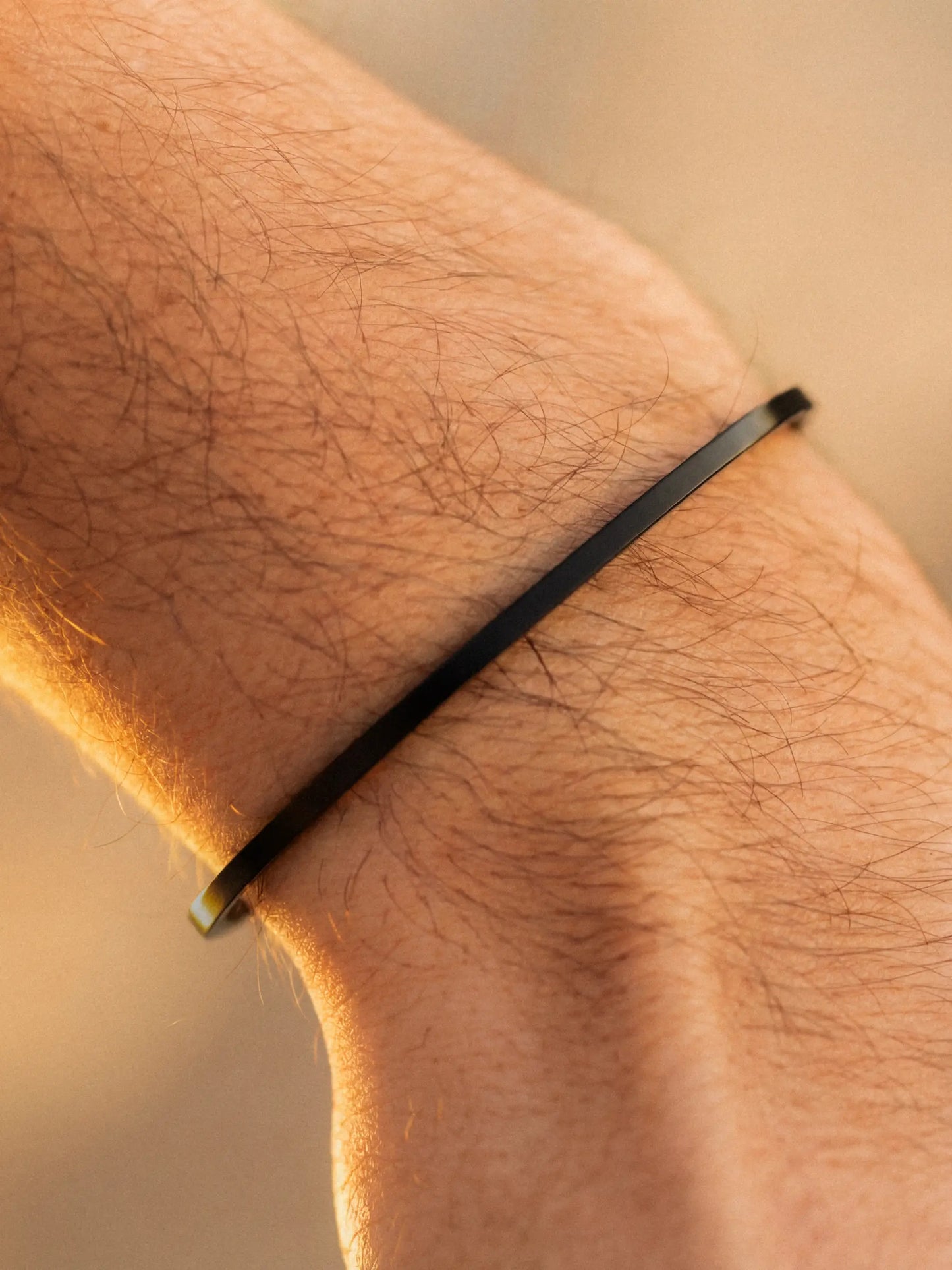 STACKABLE UNISIZE CUFF - VARCCI