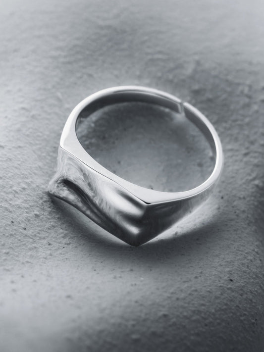 RIPPLE SIGNET SET IN SILVER - VARCCI