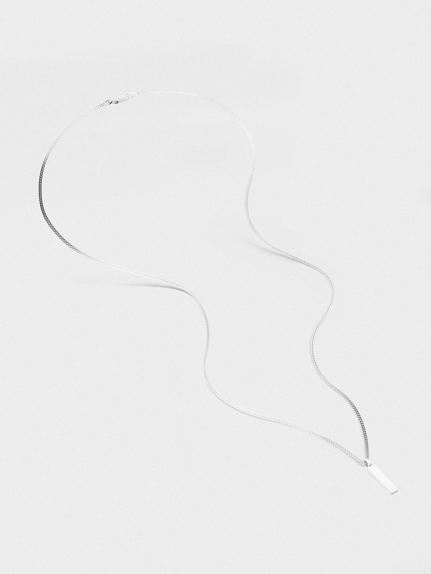VARCCI MINIMAL PENDANT NECKLACE
