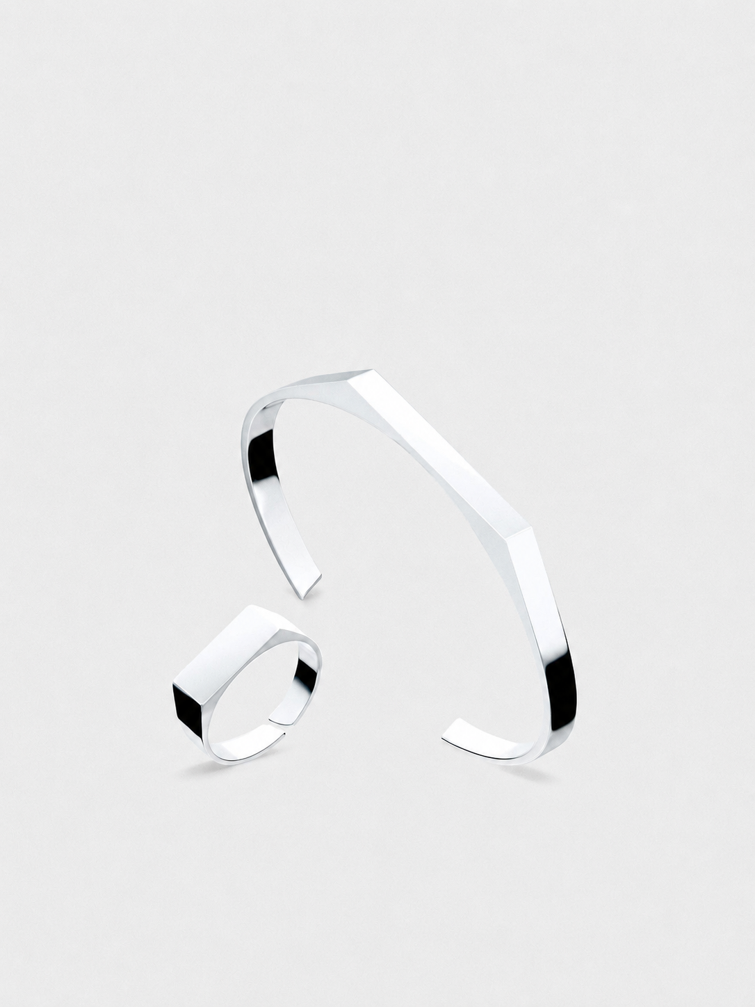 VARCCI UNISIZE SIGNET SET IN SILVER