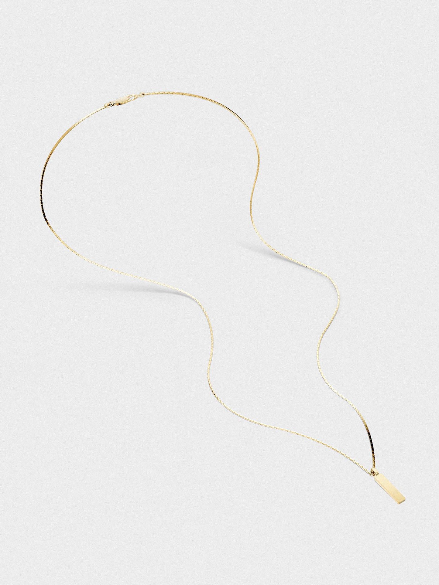 VARCCI WIRE PENDANT NECKLACE