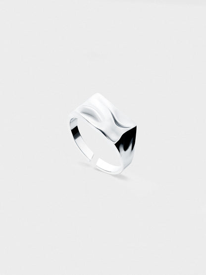 RIPPLE SIGNET RING IN SILVER - VARCCI