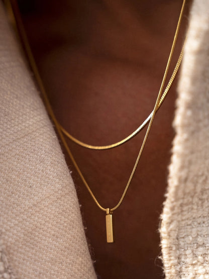 SQUARE PENDANT NECKLACE - VARCCI
